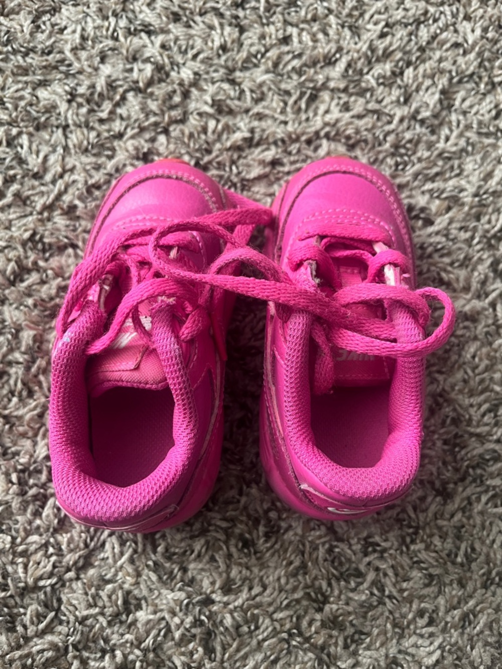 Nike Kids Hot Pink Lace-Up Sneakers